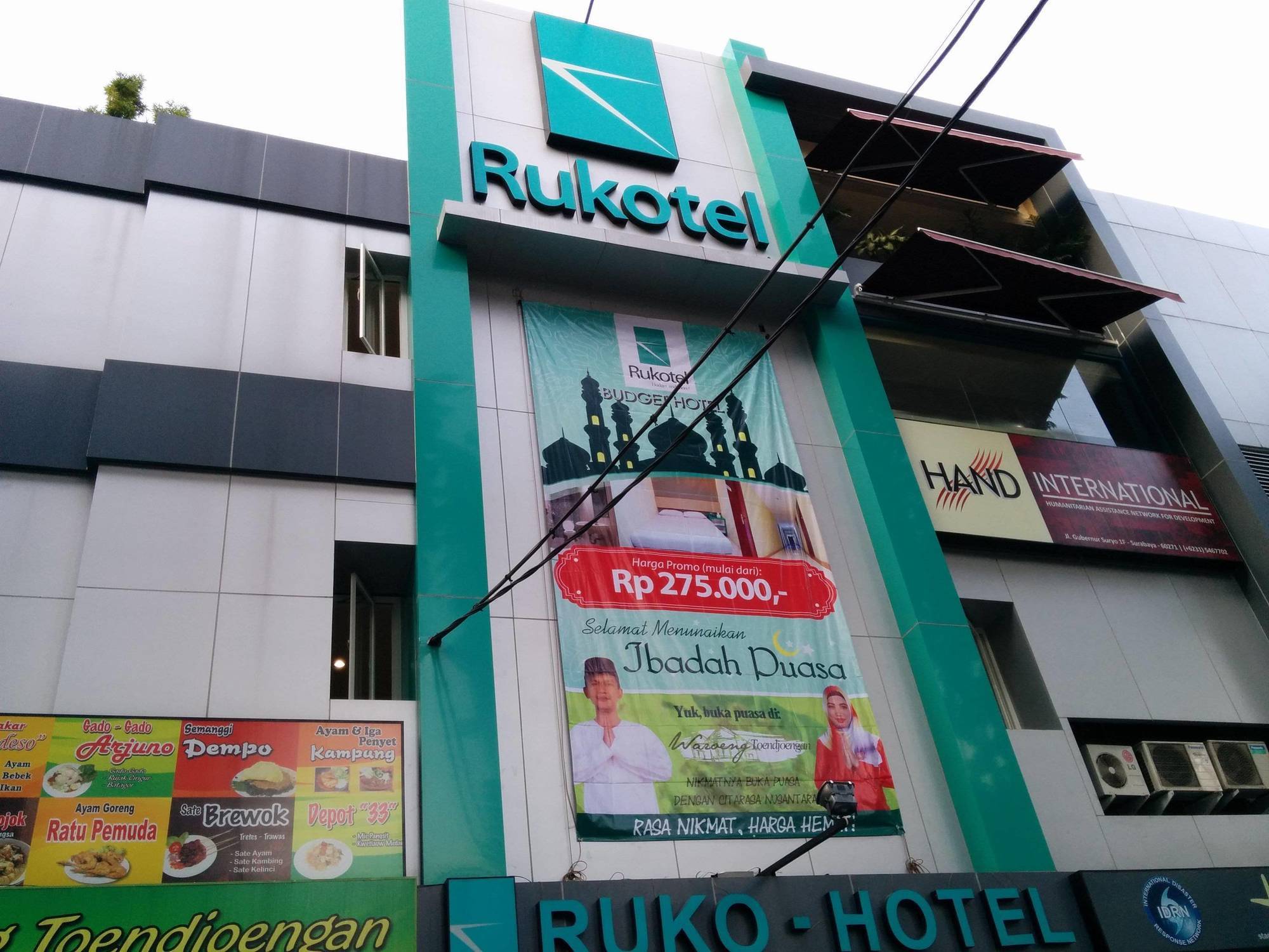 Oyo 277 Rukotel Near Rsu Adi Husada Undaan Kota סוראבאיה מראה חיצוני תמונה
